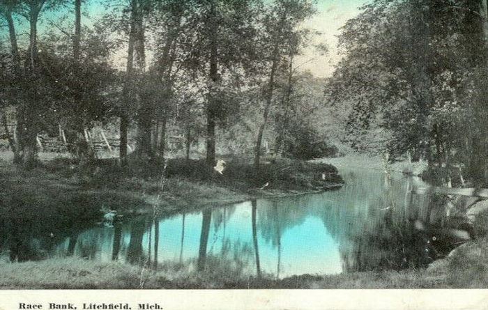 Litchfield - Old Postcard Photo (newer photo)